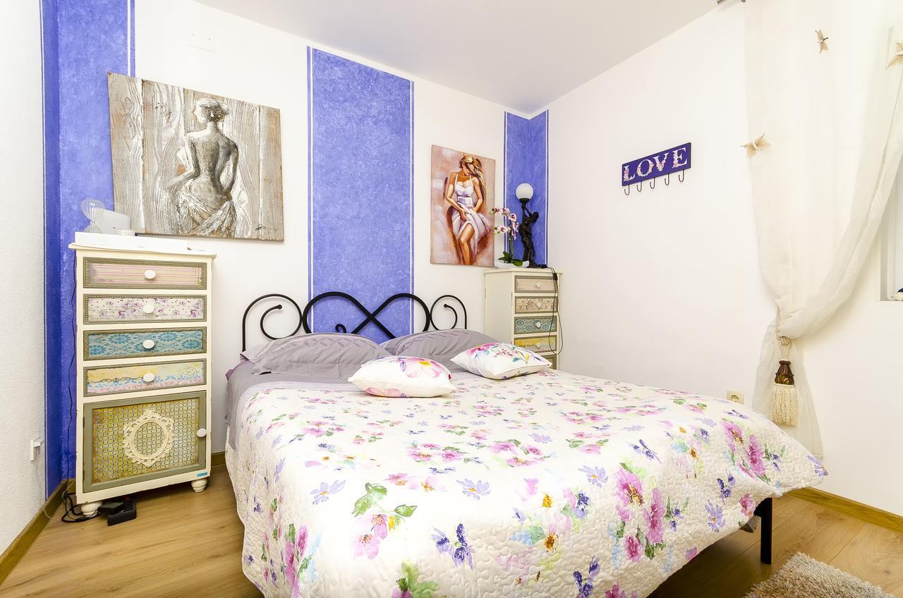 Apartments Nives Trogir Bagian luar foto